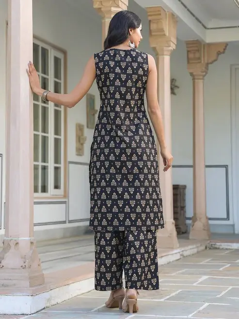 Buy Black Pure Cotton Floral Printed Kurti Pant Collection