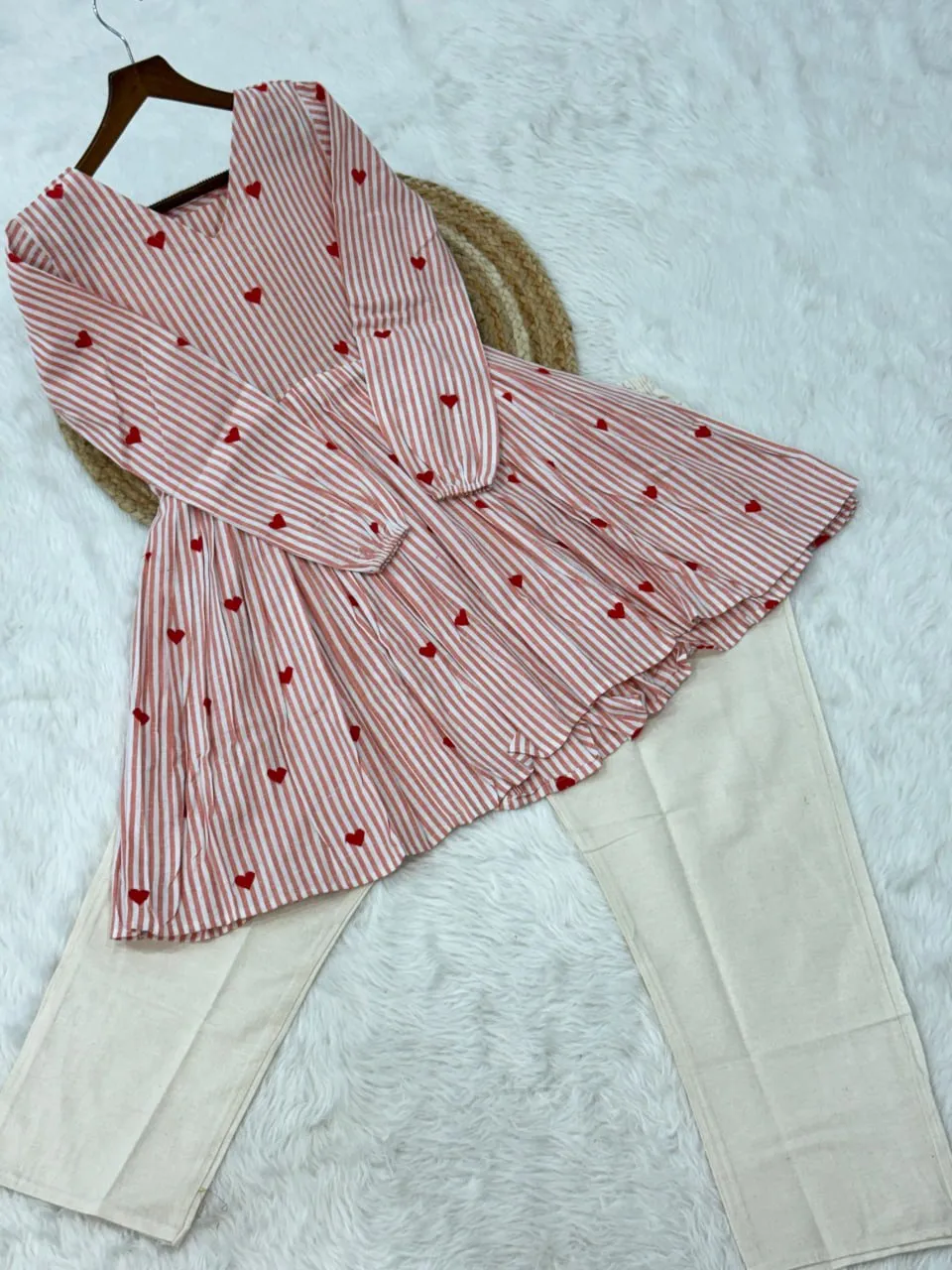 Buy Mohini 9337 Light Pink Cotton Embroidery Work Top Pant Silk Aura Usa